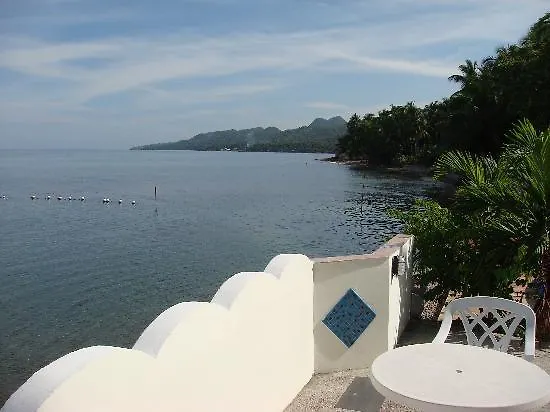 Hotel Flores Beachside 4*